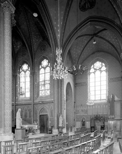 Eglise, bras sud du transept.