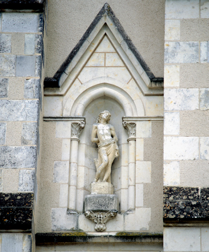 Le mobilier du prieuré actuellement église paroissiale Sainte-Colombe