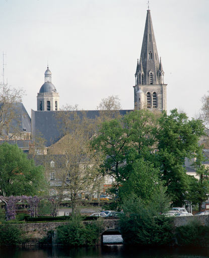 Ensemble depuis le sud.