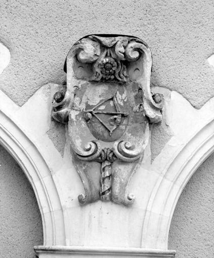 1er relief sur l'aile nord du cloître.