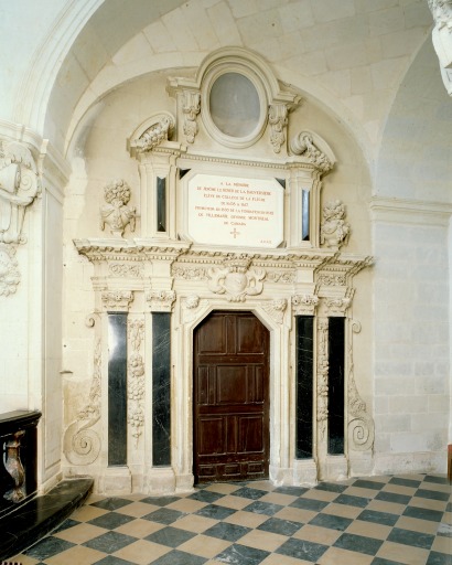 Monument de Catherine Fouquet de la Varenne, ensemble.