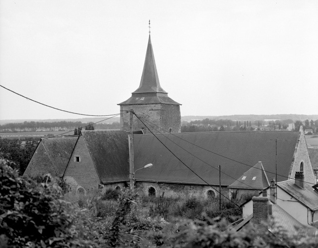 L'église depuis le nord-ouest.