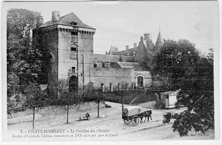 DElévation antérieure du châtelet de la basse-cour, dit 'pavillon des champs'.