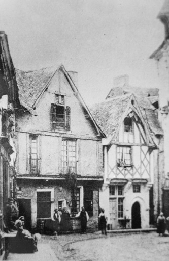 7 rue de la Coquerie et 23 rue de Couëré.