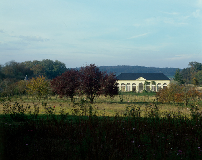 Elévation méridionale de l'orangerie.