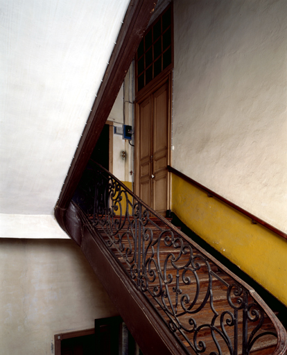 L'escalier, volée menant à l'étage carré.