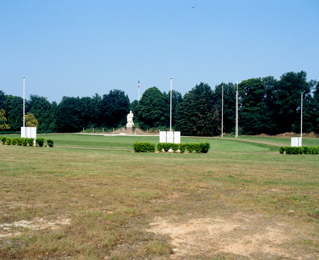 Ensemble depuis le sud.