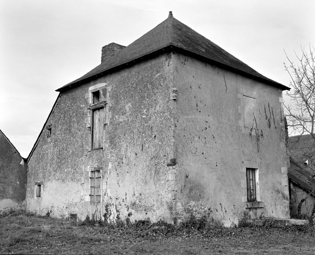 Le Logis, ensemble depuis le sud-est.