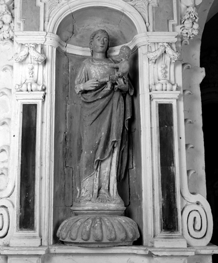 Statue du retable : Vierge à l'Enfant