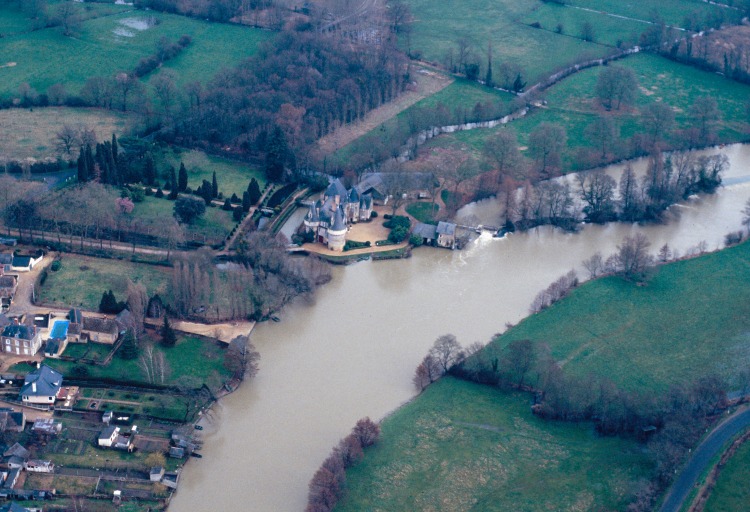 Vue d'ensemble depuis le sud-ouest.