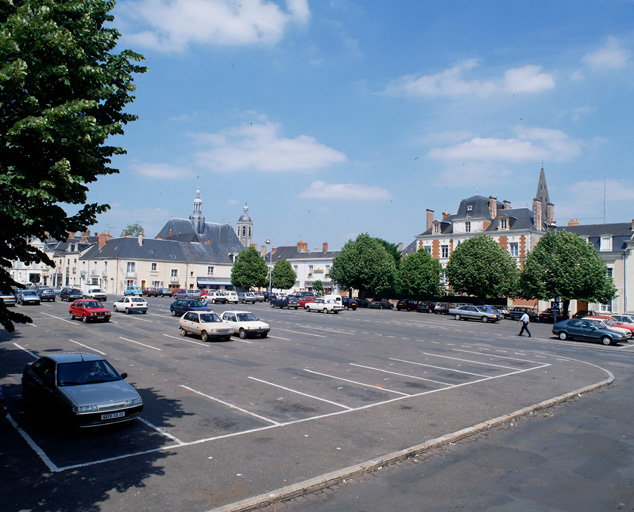 La place de la Libération.