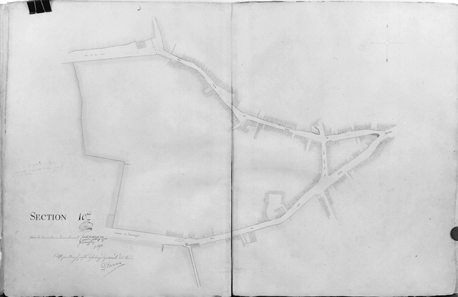 'Plan d'alignement de la ville de Fontenay-le-Comte, terminé en février 1826 sous l'administration de Mr de Vassé, Maire, par le Sr R.Gosse, conducteur des Ponts et Chaussées'. Section 10ème au 1/500e.