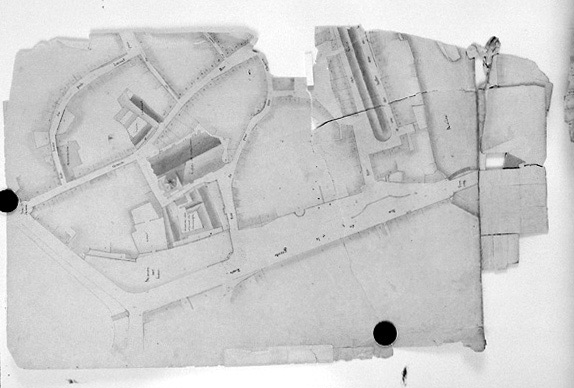 'Plan d'alignement de la ville de Fontenay-le-Comte, terminé en février 1826 sous l'administration de Mr de Vassé, maire, par le Sr R. Gosse, conducteur des Ponts et Chaussées'. Partie gauche de la section 1ère au 1/500e.