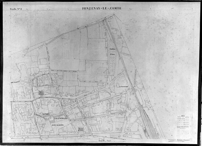 'Plan de la ville de Fontenay-le-Comte' dressé au 1/1000e par la Compagnie Aérienne Française, non daté : [1926], feuille n° 3.