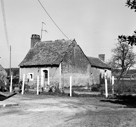 La Houssasserie-nord, élévation antérieure du prmier logis.