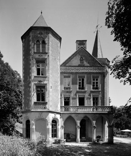 Elévation gauche du logis.