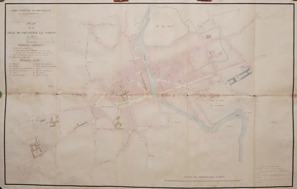 Plan de la ville au 1/2000e avec indication des bâtiments militaires et civils, signé et daté Mairet, capitaine du génie en chef, le 10 novembre 1827.