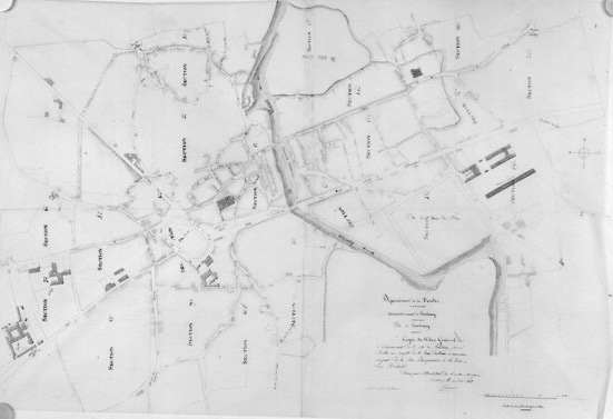 'Copie du plan général des alignements de la ville de Fontenay, faisant suite au projet de la rue destinée à communiquer de la rue Tiraqueau à la rue Bedouard'. Plan au 1/2000e, signé et daté A.Garnereau, le 10 mars 1848. (A.C. Fontenay-le-Comte, 2 O 1).