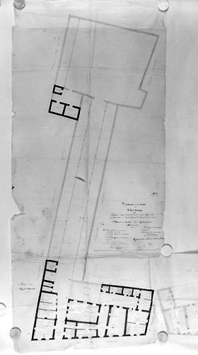 'Projet d'un casernement pour loger la garnison d'Infanterie' (à l'ancien hôtel du Pélican, rue Kléber). Plan du rez-de-chaussée au 1/100e signé et daté A. Garnereau, le 6 juillet 1862.