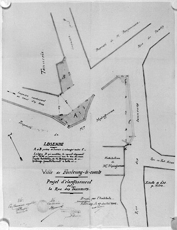 'Projet d'élargissement de la rue des Tanneurs'. Plan au 1/100e signé et daté A.Filuzeau, le 17 juillet 1902. (A.D. Vendée, 1 O 315).