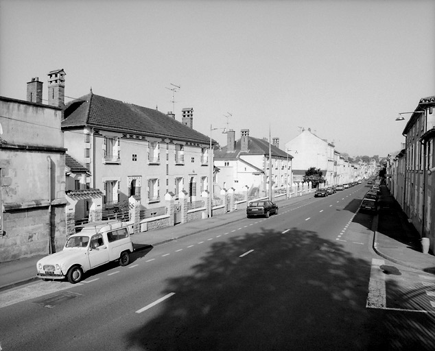 Maisons aux 100 et 100bis, rue de la République.