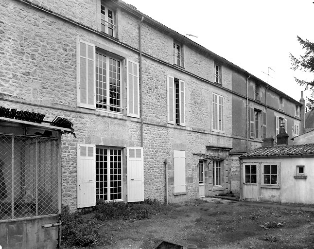 Façade de la maison 4, rue Lecomte.