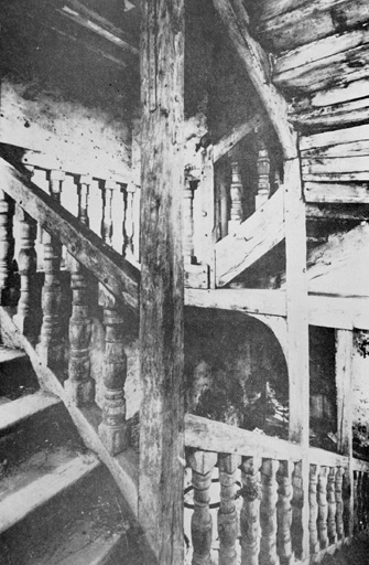L'escalier des bâtiments conventuels.