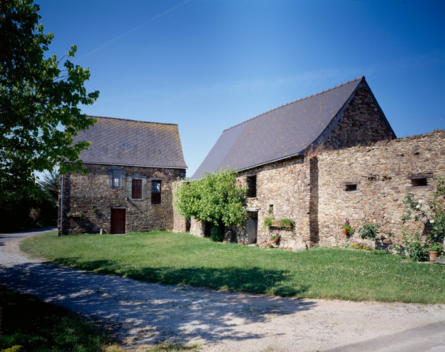 Ensemble depuis le nord-est.