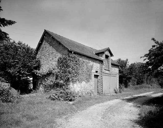 Remise grange au nord du nouveau logis.