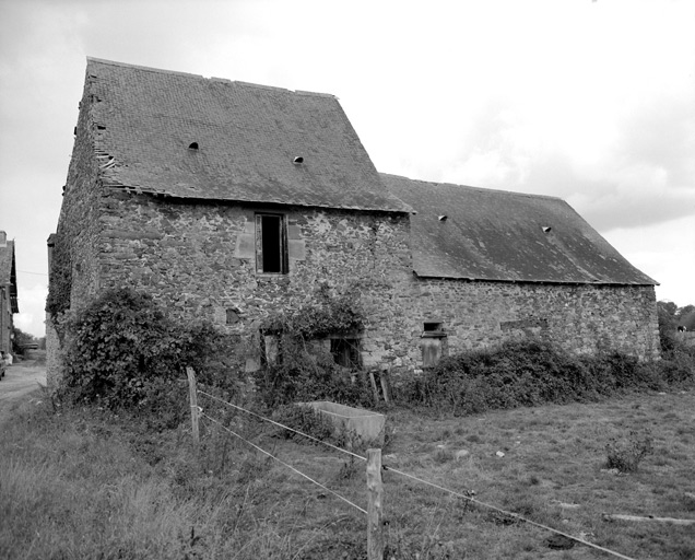 La Cochonnais. Elévation antérieure de l'ancien logis.