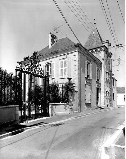 Vue du 19-19bis, rue des Tanneurs, prise de la rue des Tanneurs.