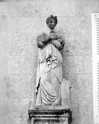 Statue d'Euterpe.