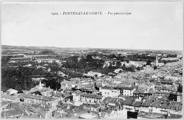 Vue prise du clocher de Notre-Dame en direction de Saint-Jean.