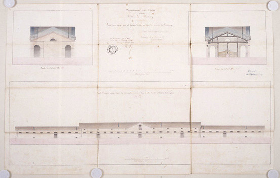 Deuxième projet d'écuries pour 192 chevaux : élévations et coupe (au 1/100e et 1/20e) signées et datées A.Garnereau, le 19 mai 1840.