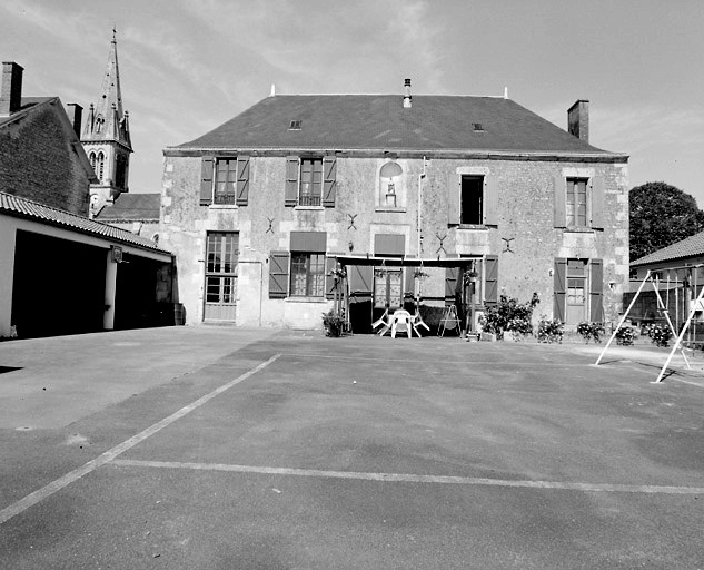 Façade sur cour.