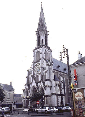 Vue d'ensemble sur rue.