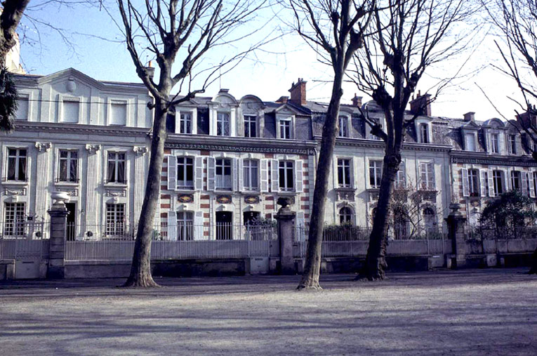 Vue d'ensemble sur l'Avenue Jeanne-d'Arc.