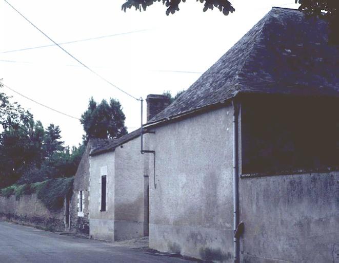 Vue d'ensemble sur rue.