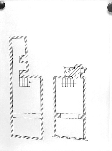 Plans du sous-sol (niveau bas et niveau palier) du n° 22. Relevé au 1/50e de Michèle Guibert, Services Techniques de la Mairie de Fontenay-le-Comte, le 4 mars 1997, recopié par Géraldine Métayer.