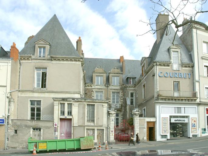 Hôtel de Charnières, puis Louet