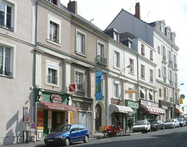 Hôtel Demarie, puis Giraud, puis Valentin, actuellement muséum d'histoire naturelle