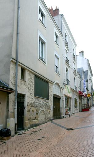 Hôtel Avril de la Roche