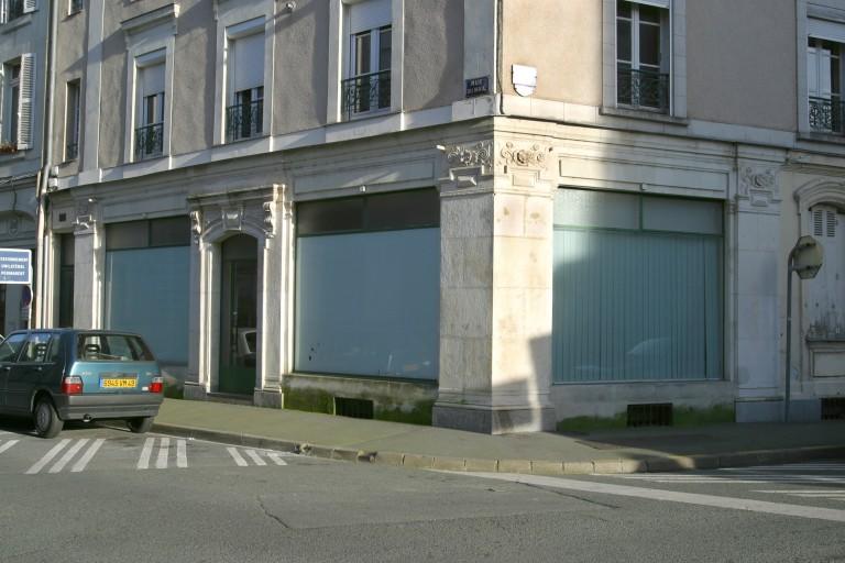 Façades sur rues : Vue d'ensemble du 1er niveau.