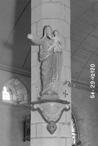 Eglise Saint-Pierre : Vierge à l'Enfant, vue générale