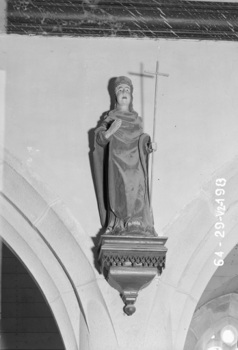 Statue