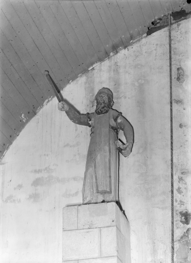 Eglise Saint-Trémeur : statue de saint non identifié
