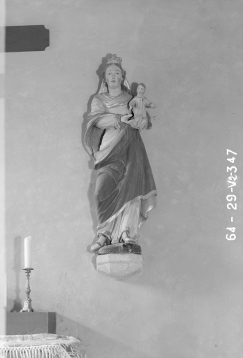 Statue : Vierge à l'Enfant, chapelle Saint-Sauveur (Saint-Hernin)
