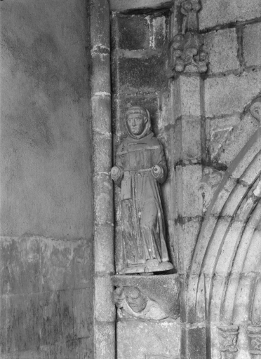 Statue de moine