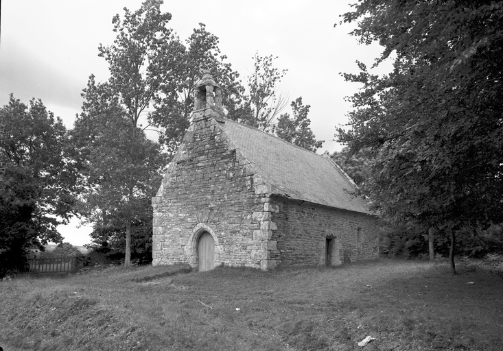 Façade ouest et côté sud