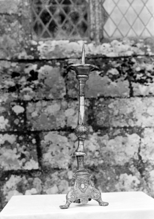 Chandeliers (6, série), église Paroissiale Saint-Juvenal (Le Moustoir)